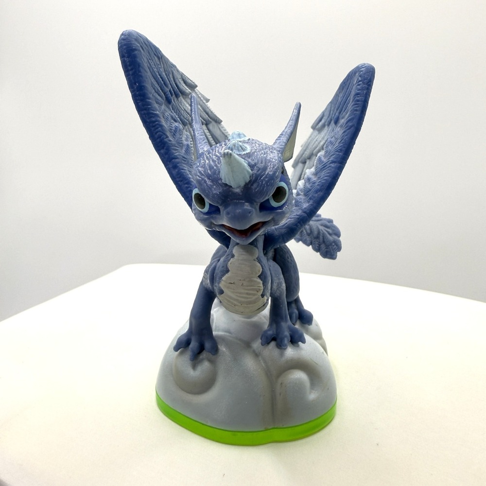 Skylanders Spyros Adventure Whirlwind Figure Activision 2011 Series 1